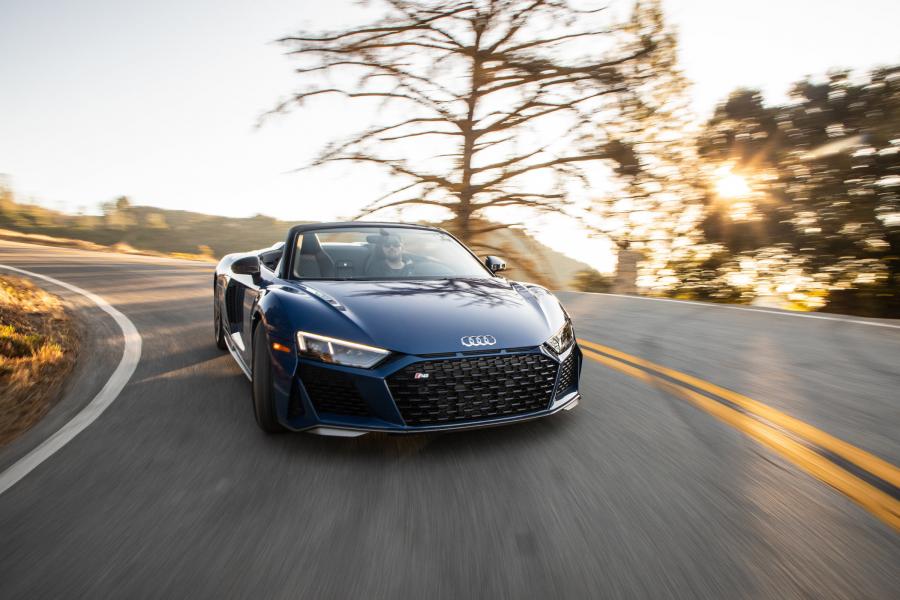  Audi R8 V10 Performance Spyder 2019 года  (NA) (фото 17 из 46)